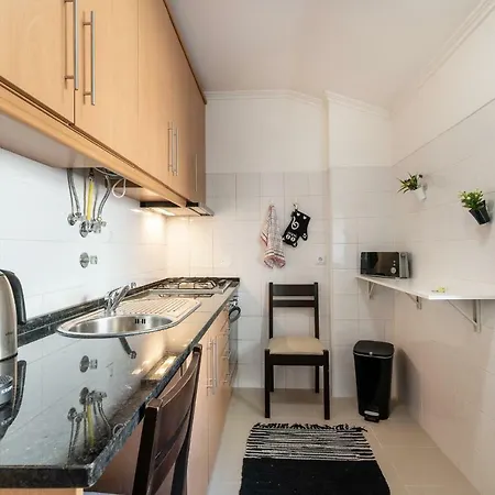 Lisbon's Authenticy Apartment *